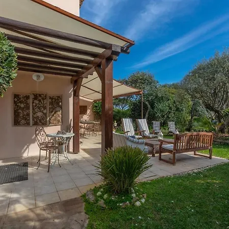 Holiday home Maison Longagne- Jardin, Piscine, 2